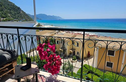 Glyfada Apartment | Corfu Glyfada Menigos Resort no01