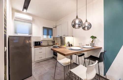 Piraeus Apartment | Cosy apt near Piraeus central port, Mikrolimano port & Pasalimani port (Ports Cr