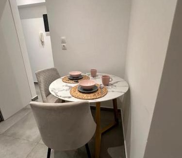 Ano Patisia Apartment | Cozy central apartment with yard