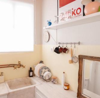 Platia Viktorias Apartment | Cozy, central studio with expansive balcony
