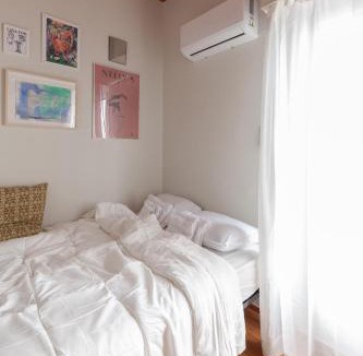 Platia Viktorias Apartment | Cozy, central studio with expansive balcony