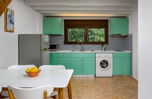 Ialyssos Apartment | Cozy & comfortable sea view apartment, Eleftheria