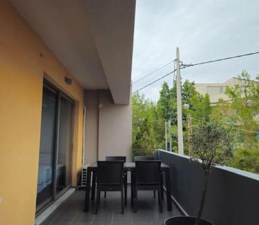 Paiania Apartment | Cozy & Minimal Apartment Near Airport Peania