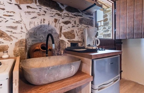 Livadia House | Cozy Studio Plagia Room 3