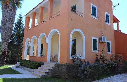Kavos Apartment | Cozy studio with Sea View on the beach in Corfu