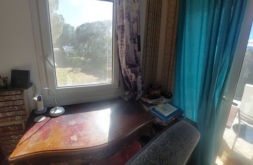 Nea Makri Apartment | Cozy studio with WiFi and AC by the beach in charming Zouberi, Nea Makri