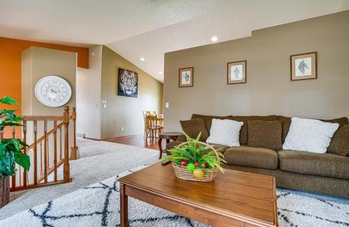 Moorhead House | Deck & Yard! Moorhead Getaway Near Downtown Fargo