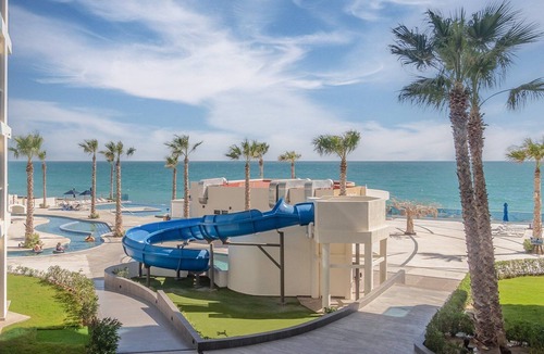 Backus Condo | Delightful 2 Bedroom Condo Encantame Towers Verano 705
