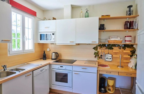 Vasles Villa | Deluxe detached villa, 2 bathrooms, private pool, sleeps 6