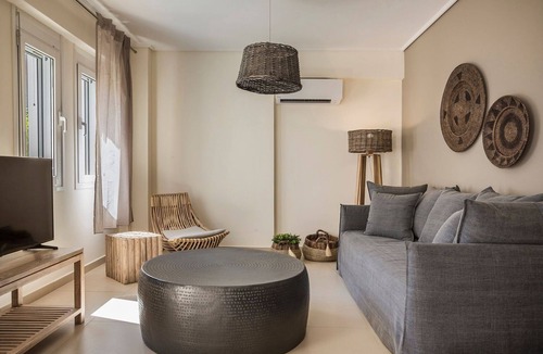 Karavomylos Villa | Deluxe Kefalonia Apartment | Apartment Canella | 1 Bedroom | Outdoor Pool |.