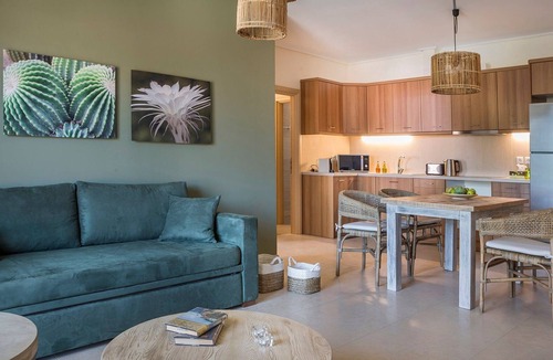 Karavomylos Villa | Deluxe Kefalonia Apartment | Apartment Menta | 1 Bedroom | pool | Sea View |.