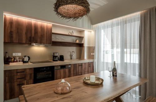 Nea Chora Villa | Devina Residence 2025 , Luxury City Jacuzzi Apartment