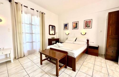 Agios Prokopios Apartment | Dina Naxos Studios