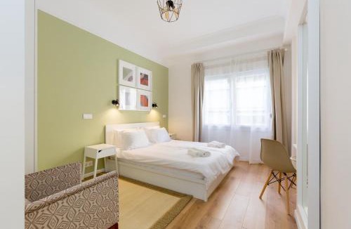 Kinosargous Apartment | Dinostratus House