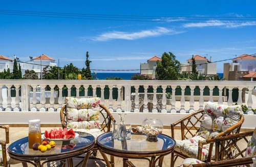 Gennadi Villa | Dionysus 11.1