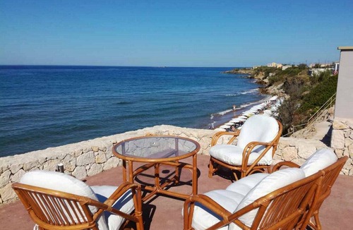 Ag. Georgios Villa | Dip in the Blue - 2 (Holiday home by the sea)
