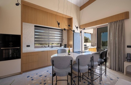 Adele Villa | Dive into Bliss: Summer Oasis of Elegance & Joy