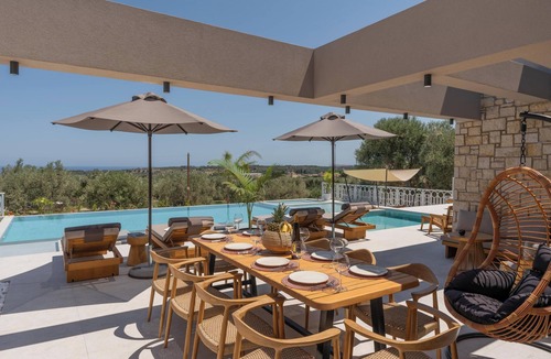 Adele Villa | Dive into Bliss: Summer Oasis of Elegance & Joy