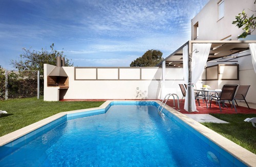 Kambanion Villa | Dream villa superior with private heated pool and BBQ