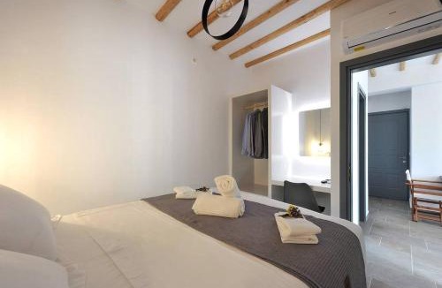 Herronisos Apartment | Droufakos’ home - Beachfront Lux 2BD apt. w. Views
