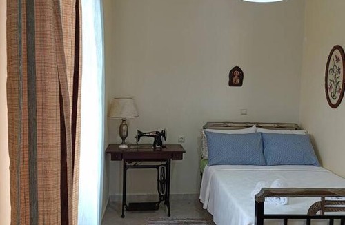 Kalokairines House | Drymonas cottage