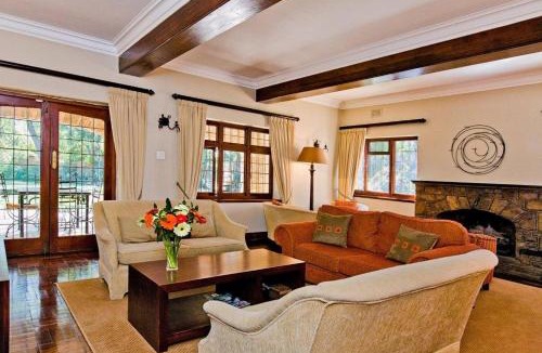 Botha's Hill House | Eagle Wind Manor