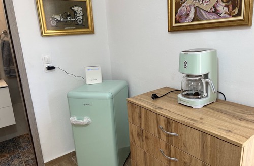 Saronikos Apartment | Ecological Studio Flat in Kalyvia Thorikou, Greece