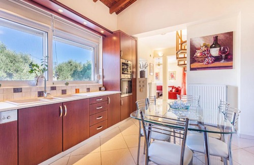 Kounoupidiana Villa | Ecosy Villa with pool near sandy beaches
