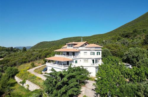 Fternon Apartment | Eleftherion Comfort Living Lefkada
