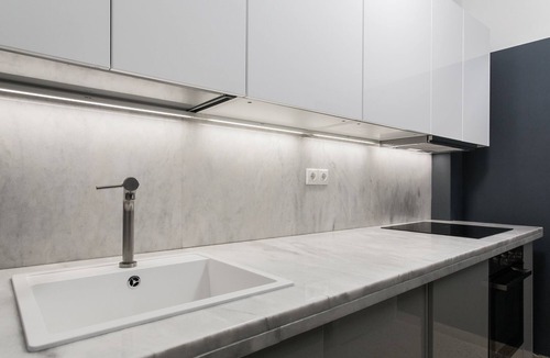 Omonia Apartment | Elegant 2 Bedroom 2 Bathroom Apartment in Athens Vibrant Centre! VL5