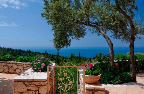 Kavallos Villa | Elegant Lefkada Villa| Villa Paeonia | 2 Bedroom | Private Pool | Breath-taking.