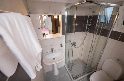 Athani Apartment | Elena Studios