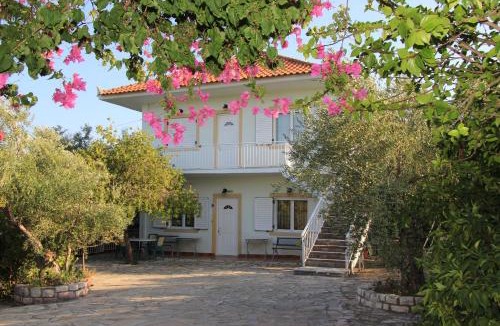 Kompi Apartment | Eleni Houses
