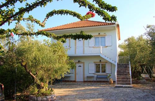Kompi Apartment | Eleni Houses