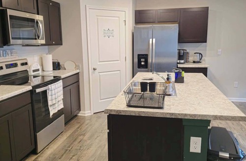 Elizabethtown House | Elizabethtown Charm