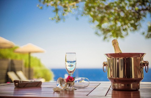Varvara Villa | Emerald Classic Villa