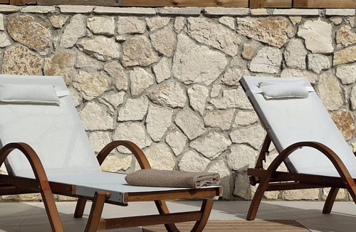 Loutraki-Agioi Theodoroi Villa | Endogeios Luxry Villas - Skaloma Loutraki Corinth nSuperior Villa - Keep Calm