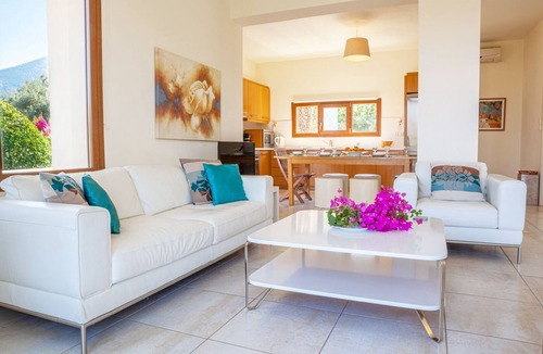 Melissopetra Villa | Epidavros Land Villa Artemis