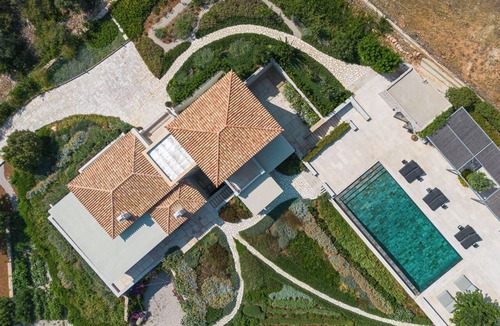 Kilada Villa | Escape here,where comfort,nature&view come to create an unforgettable experience