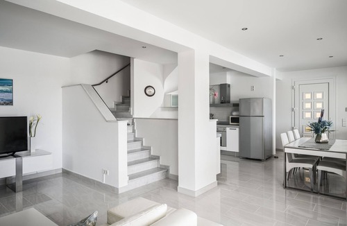 Gouvia Villa | Euphoria Seaview Residences with Shared Pool by Konnect - Pool Side Maisonette