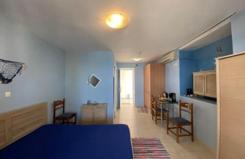 Kefalari Apartment | Evita Studios