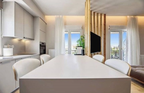 Kerameikos Apartment | Experience Elegant City Livingnn