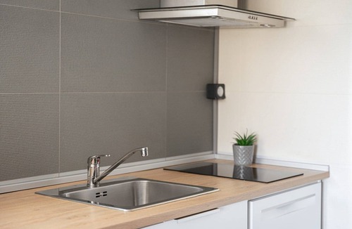 Charakas Villa | Exquisite Athens Apartment | Modern Vista Apartment | 2 Bedrooms | Private.