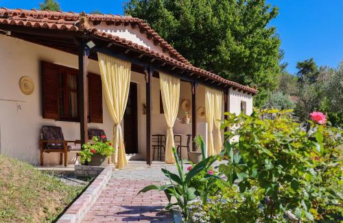 Koukounaries Apartment | F & B Summer Collection - Skiathos - Maistrali for 2 Plus