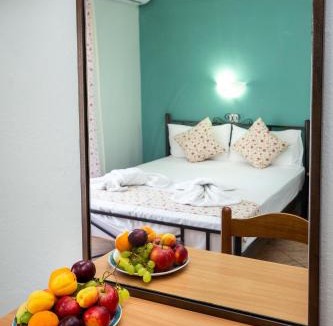 Potos Apartment | Famelia Studios Lampiris