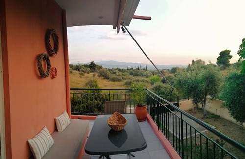 Eretria House | Family-friendly
