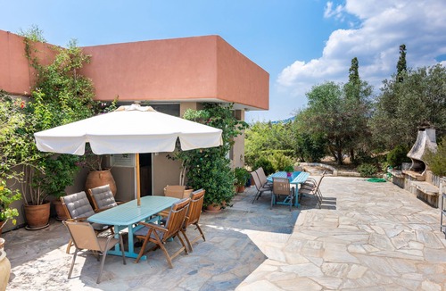 Lagonissi Villa | Fantastic Villa by the sea