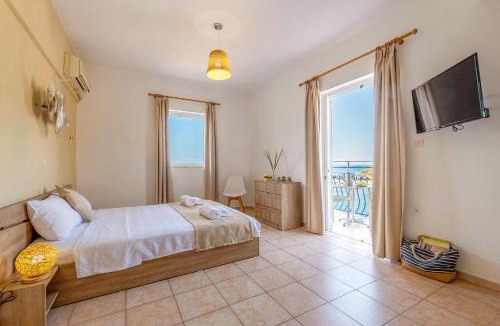 Eleios-Pronnoi Apartment | Faro Del Porto