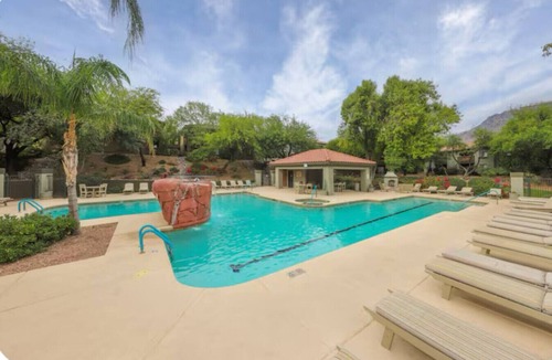 Tucson Apartment | First Floor Condo at Ventana Canyon, heated pool