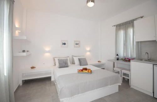 Drios Apartment | Flora & Agelos Studios